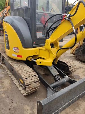 Used small mini Komatsu PC30MR-3 crawler excavator