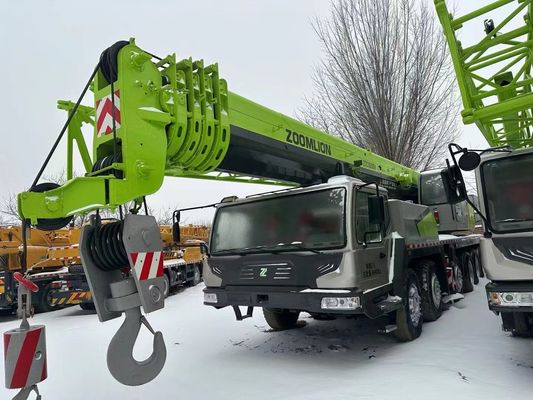 Used CRANE ZOOMLION 100ton 90ton  90% new,low hours,original brand